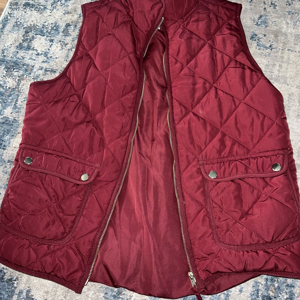 Red wine vest